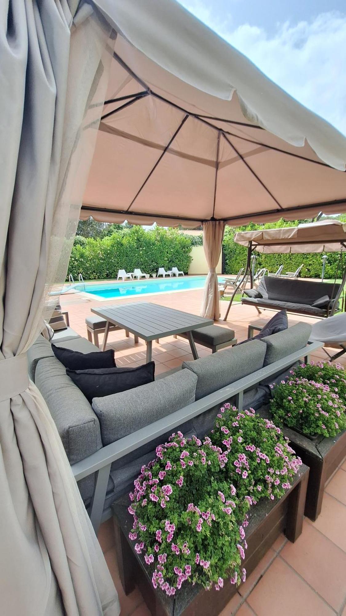 Casa Vacanza Villa Romano Nicolosi Esterno foto