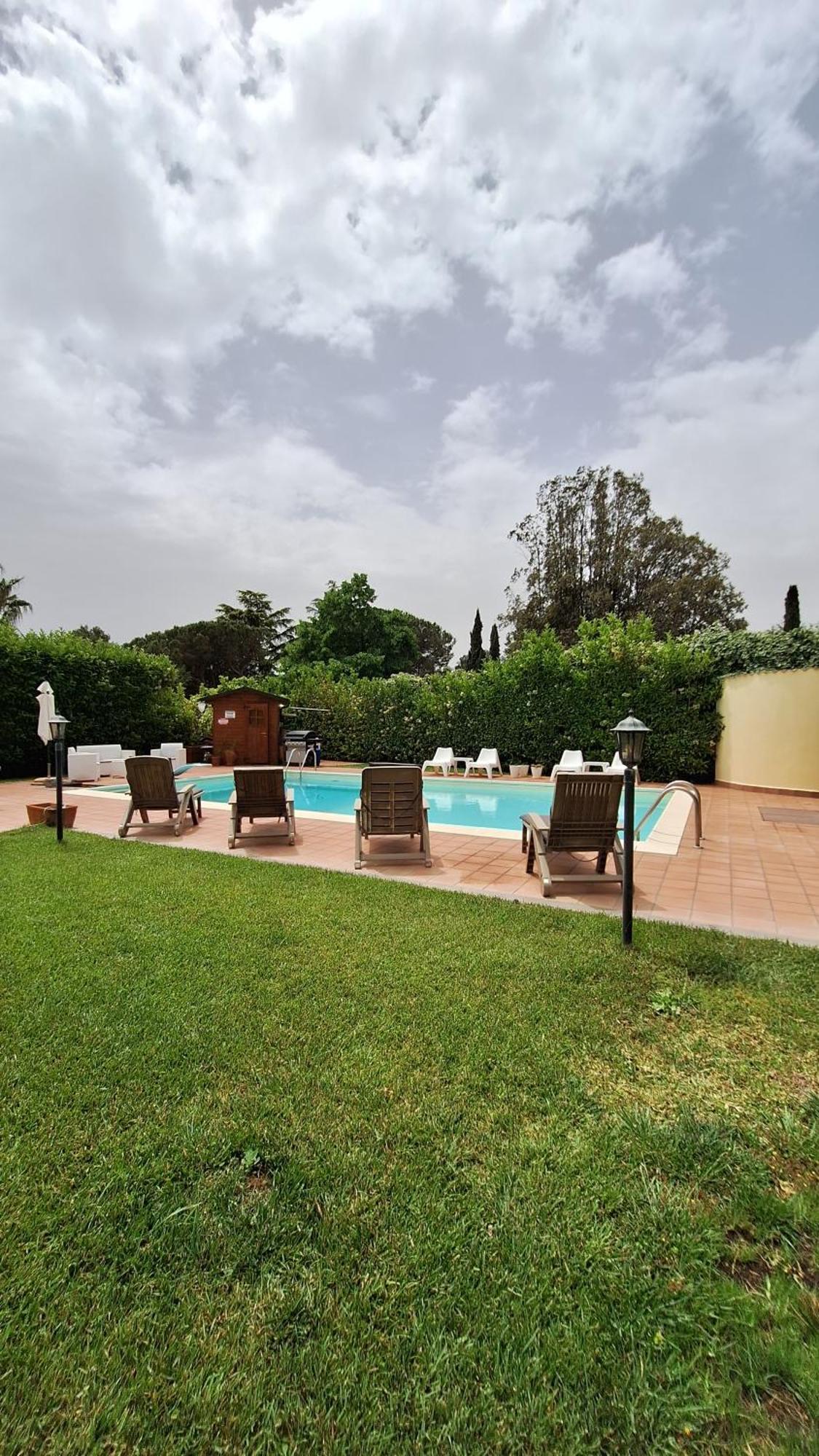 Casa Vacanza Villa Romano Nicolosi Esterno foto